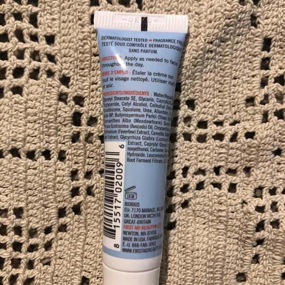 First Aid Beauty Fab Ultra Repair Face Moisturizer - Picture 2 of 2